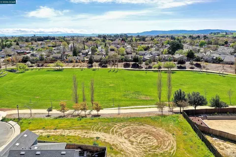 4901 Beldin Ln, Oakley, CA 94561 photo 8
