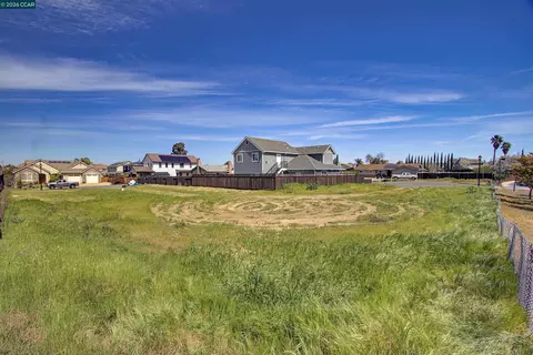 4901 Beldin Ln, Oakley, CA 94561 photo 26