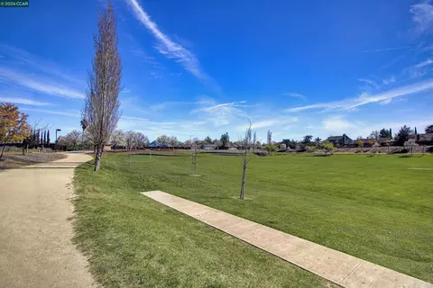 4901 Beldin Ln, Oakley, CA 94561 photo 22