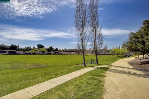 4901 Beldin Ln, Oakley, CA 94561 photo 27