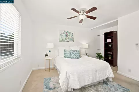 Bedroom - 113 Larsen Cir, Vallejo, CA 94589 photo 3 of 7