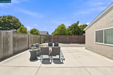 Exterior - 113 Larsen Cir, Vallejo, CA 94589 photo 2 of 10
