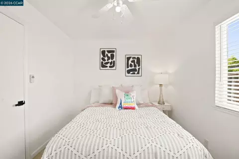 Bedroom - 113 Larsen Cir, Vallejo, CA 94589 photo 2 of 7