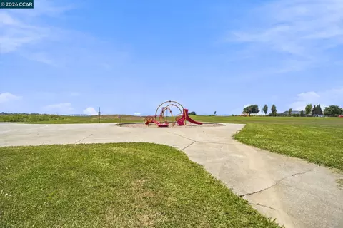 Other - 113 Larsen Cir, Vallejo, CA 94589 photo 8 of 11