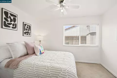 Bedroom - 113 Larsen Cir, Vallejo, CA 94589 photo 1 of 7