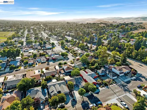 View/Area - 359 Michell, Livermore, CA 94551 photo 2 of 4