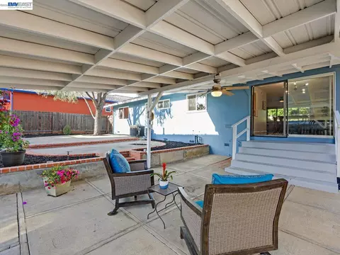Exterior - 359 Michell, Livermore, CA 94551 photo 3 of 4