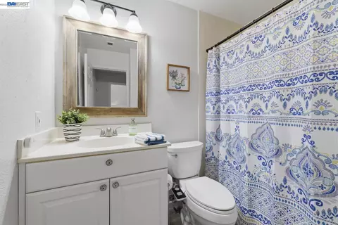 Bath - 370 Sequim Cmn, Fremont, CA 94539 photo 1 of 3