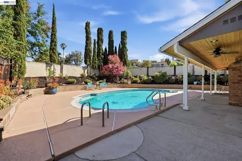 Exterior - 4346 Fallbrook Rd, Concord, CA 94521 photo 3 of 7