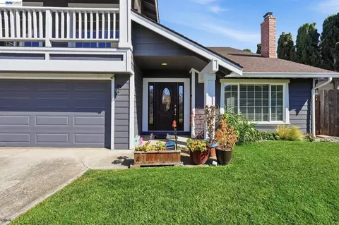 Exterior - 4346 Fallbrook Rd, Concord, CA 94521 photo 2 of 7
