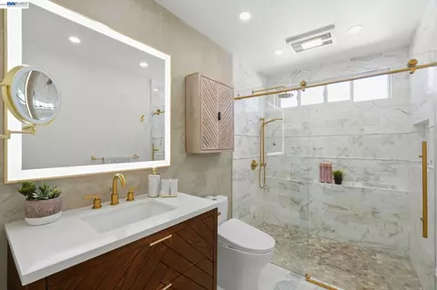Bath - 4346 Fallbrook Rd, Concord, CA 94521 photo 2 of 7
