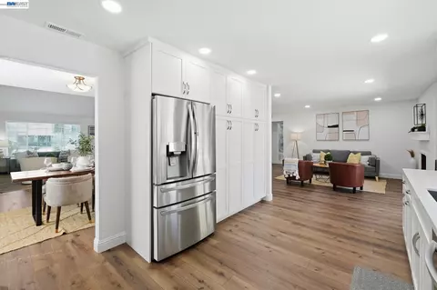 Entry Way - 4346 Fallbrook Rd, Concord, CA 94521 photo 1 of 1