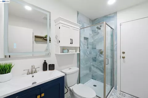 Bath - 4346 Fallbrook Rd, Concord, CA 94521 photo 1 of 7