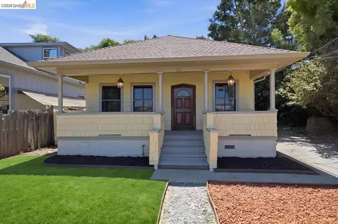 Exterior - 627 6th St, Vallejo, CA 94590 photo 2 of 7