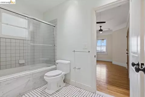 Bath - 627 6th St, Vallejo, CA 94590 photo 1 of 3