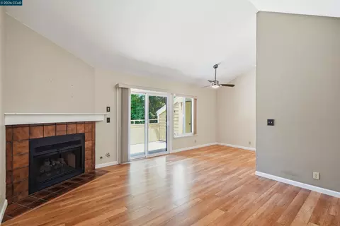 Living - 775 Center Ave, Martinez, CA 94553 photo 1 of 5