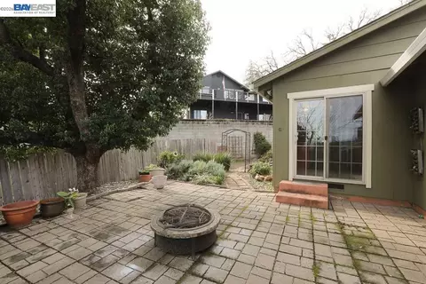 3345 Oakwood Pl, Redding, CA 96001 photo 12