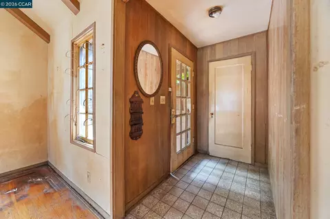 11 Edgecroft Rd, Kensington, CA 94707 photo 4