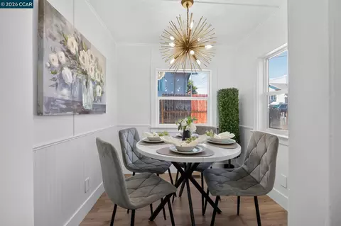 Dining - 427 Grant St, Vallejo, CA 94590 photo 1 of 2