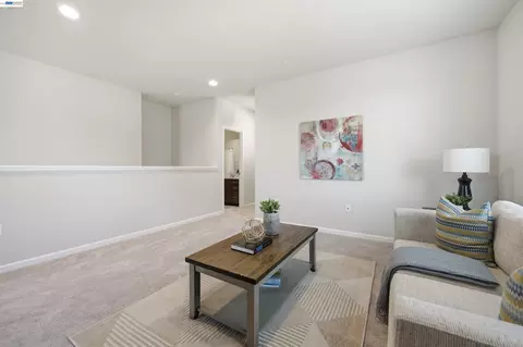 Entry Way - 200 De Bord Dr, Tracy, CA 95376 photo 4 of 5