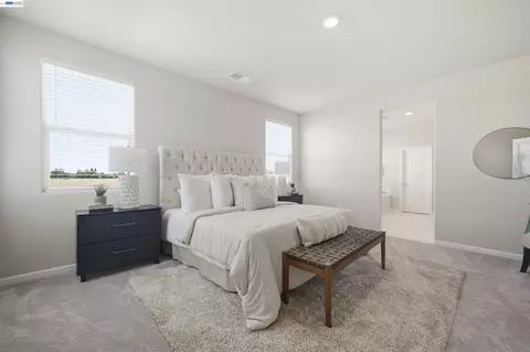Bedroom - 200 De Bord Dr, Tracy, CA 95376 photo 2 of 13