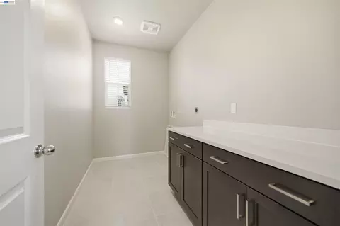 Other - 200 De Bord Dr, Tracy, CA 95376 photo 5 of 5