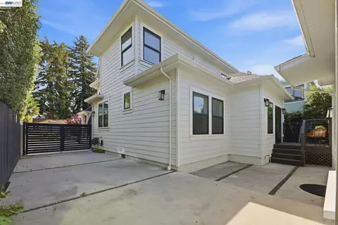 Exterior - 1841 Vine St, Berkeley, CA 94703 photo 7 of 9