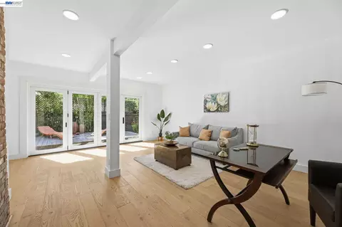 Living - 1841 Vine St, Berkeley, CA 94703 photo 1 of 1