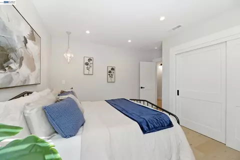 Bedroom - 1841 Vine St, Berkeley, CA 94703 photo 10 of 10