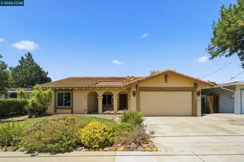 72 W Lake Dr, Antioch, CA 94509