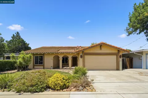 72 W Lake Dr, Antioch, CA 94509