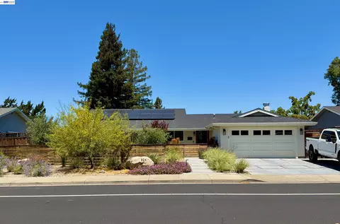 824 Alden Ln, Livermore, CA 94550