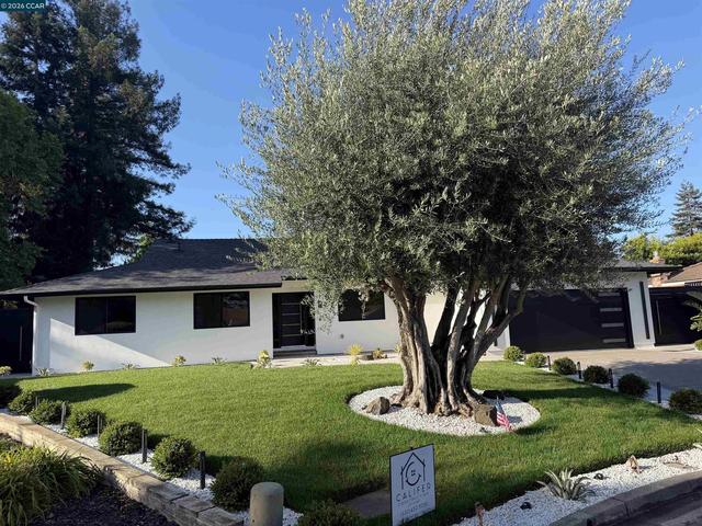 177 Saint Helena Ct, Danville, CA 94526