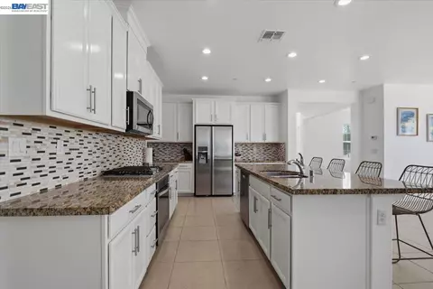 4003 Summit Dr, Tracy, CA 95377 photo 10