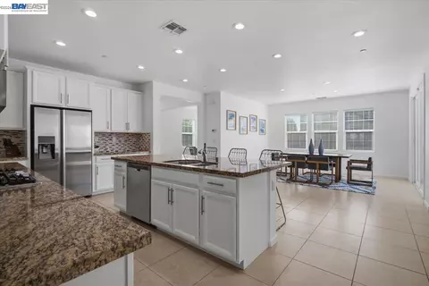 4003 Summit Dr, Tracy, CA 95377 photo 11