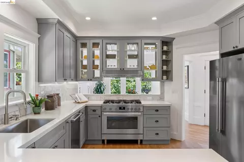 Kitchen - 2019 Del Norte, Berkeley, CA 94707 photo 3 of 5
