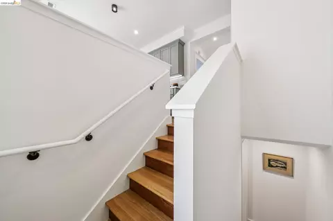 Entry Way - 2019 Del Norte, Berkeley, CA 94707 photo 4 of 5
