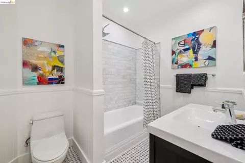 Bath - 2019 Del Norte, Berkeley, CA 94707 photo 1 of 4