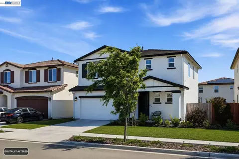 3134 Feather Rd, Manteca, CA 95337 photo 3