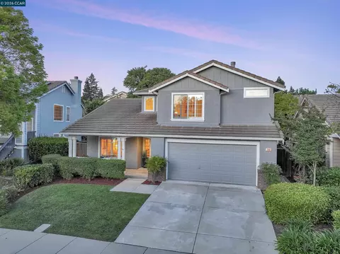 Exterior - 280 Brady St, Martinez, CA 94553 photo 2 of 18