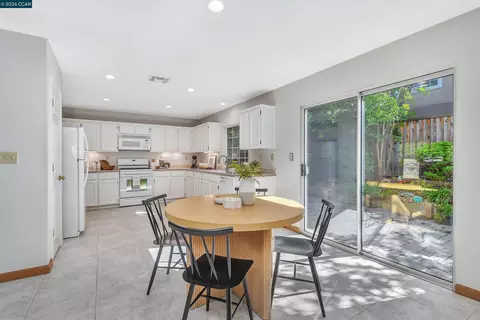Other - 280 Brady St, Martinez, CA 94553 photo 3 of 7