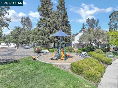 Exterior - 280 Brady St, Martinez, CA 94553 photo 16 of 18