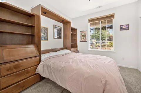 Bedroom - 271 Kelley Mist Ct, Tracy, CA 95377 photo 1 of 6