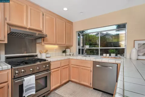 508 Valley View Ct, Martinez, CA 94553 photo 11