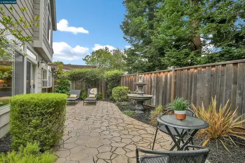 508 Valley View Ct, Martinez, CA 94553 photo 33