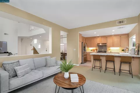508 Valley View Ct, Martinez, CA 94553 photo 9