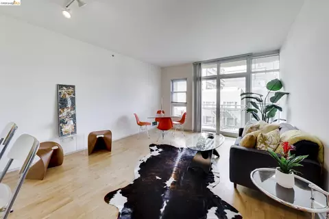1 Lakeside Dr #410, Oakland, CA 94612