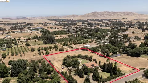 View/Area - 5232 Horseshoe Bend Ave, Clovis, CA 93619 photo 5 of 7