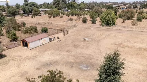 View/Area - 5232 Horseshoe Bend Ave, Clovis, CA 93619 photo 7 of 7