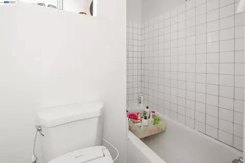 Bath - 20 Kessler Ln, Oakley, CA 94561 photo 1 of 1